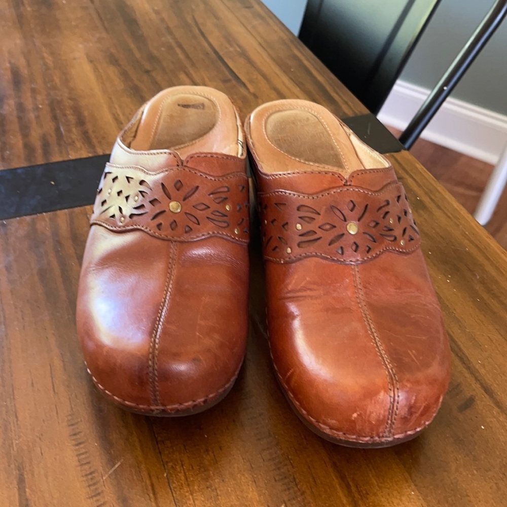 Dansko women’s clogs